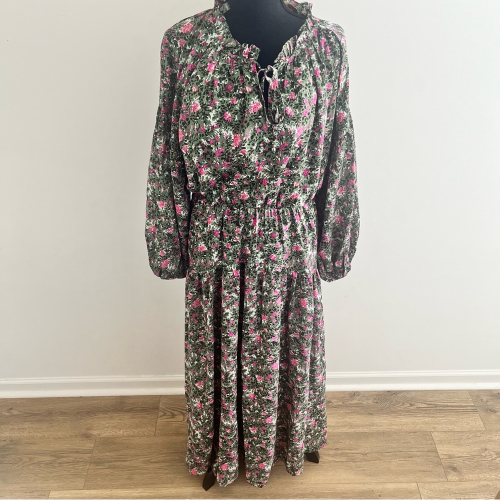 NEW Entro Green/Orchid Floral Maxi Dress Sz Small Flowy